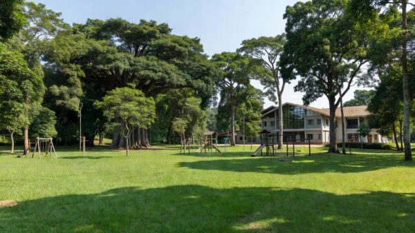 Parque público em Porto Velho com espaços culturais e áreas de lazer