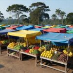Feira livre em Ji-Paraná com barracas de frutas e produtos locais