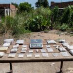 Apreensão de drogas e balança no Bairro Pantanal pela polícia