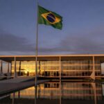 Fachada do STF em Brasília representando decisão judicial de cassação